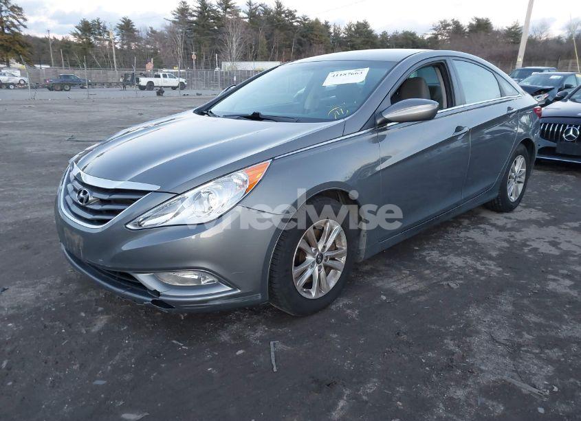 Photo 2 of 2013 Hyundai Sonata GLS (VIN 5NPEB4AC8DH622659)