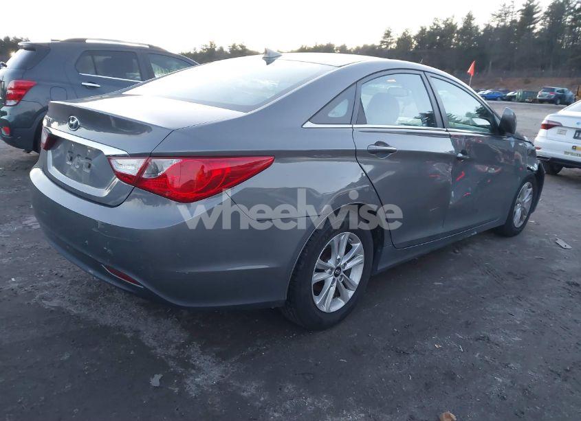 Photo 4 of 2013 Hyundai Sonata GLS (VIN 5NPEB4AC8DH622659)