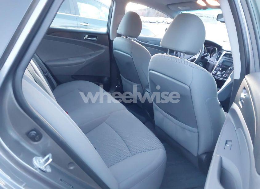 Photo 8 of 2013 Hyundai Sonata GLS (VIN 5NPEB4AC8DH622659)