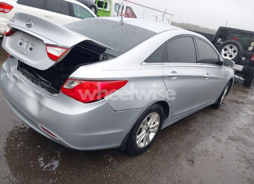 Photo 4 of 2013 Hyundai Sonata GLS (VIN 5NPEB4AC8DH662952)