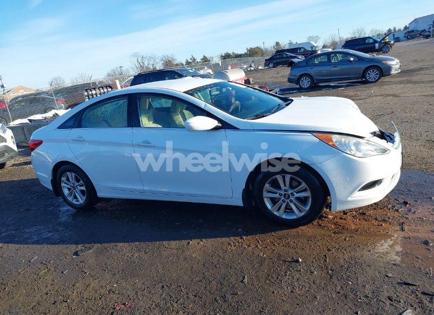 Photo 13 of 2013 Hyundai Sonata GLS (VIN 5NPEB4AC8DH664281)