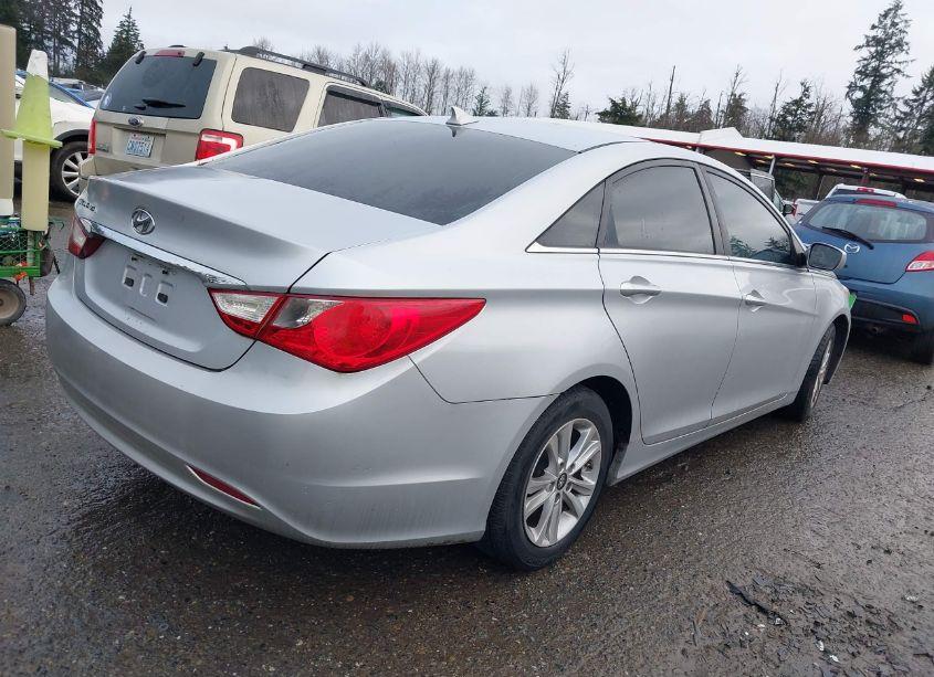 Photo 4 of 2013 Hyundai Sonata GLS (VIN 5NPEB4AC8DH681050)