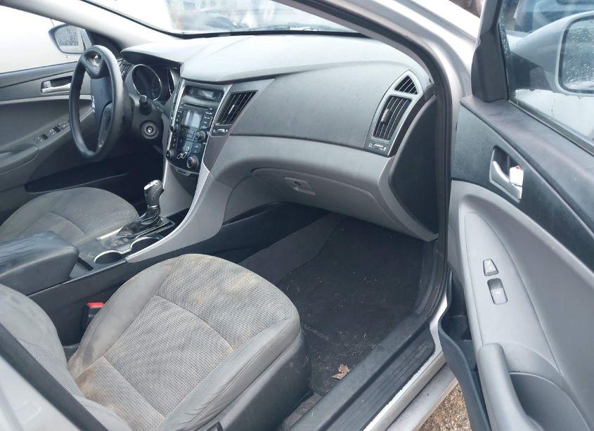 Photo 5 of 2013 Hyundai Sonata GLS (VIN 5NPEB4AC8DH681050)