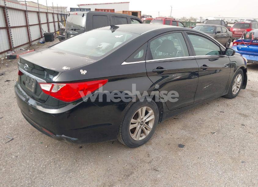 Photo 4 of 2013 Hyundai Sonata GLS (VIN 5NPEB4AC8DH700325)