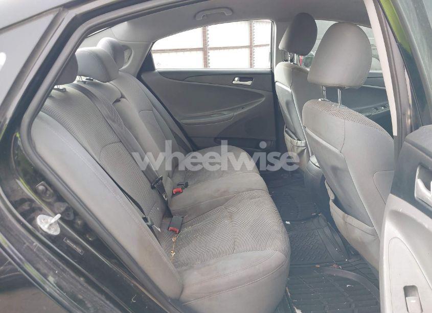 Photo 8 of 2013 Hyundai Sonata GLS (VIN 5NPEB4AC8DH700325)