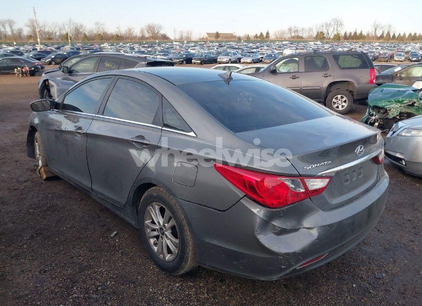 Photo 3 of 2013 Hyundai Sonata GLS (VIN 5NPEB4AC8DH703807)