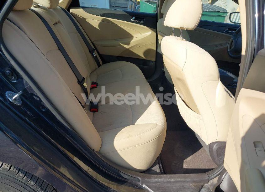 Photo 8 of 2013 Hyundai Sonata GLS (VIN 5NPEB4AC8DH710997)