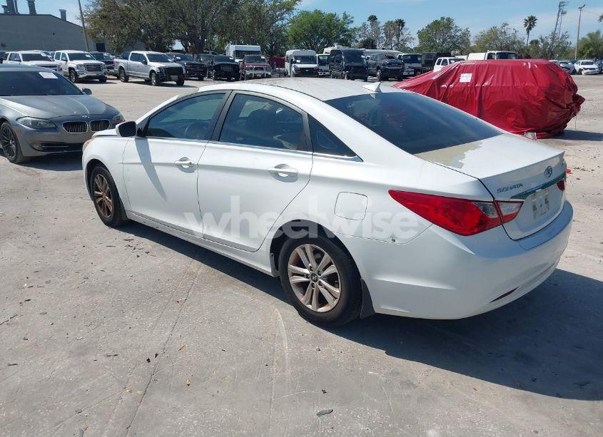 Photo 3 of 2013 Hyundai Sonata GLS (VIN 5NPEB4AC8DH721174)