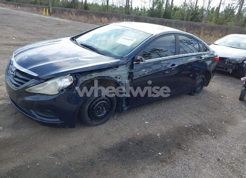 Photo 2 of 2013 Hyundai Sonata GLS (VIN 5NPEB4AC8DH726312)