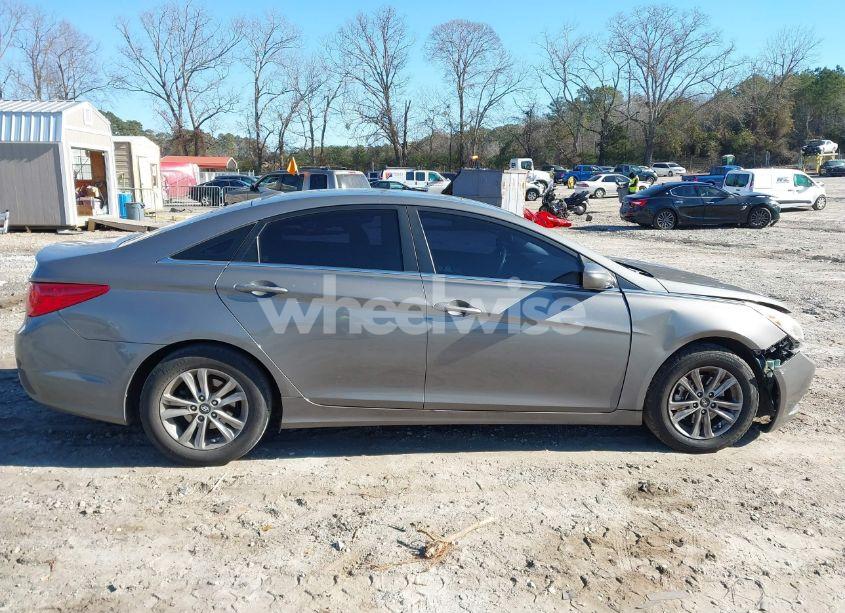 Photo 13 of 2013 Hyundai Sonata GLS (VIN 5NPEB4AC8DH730456)
