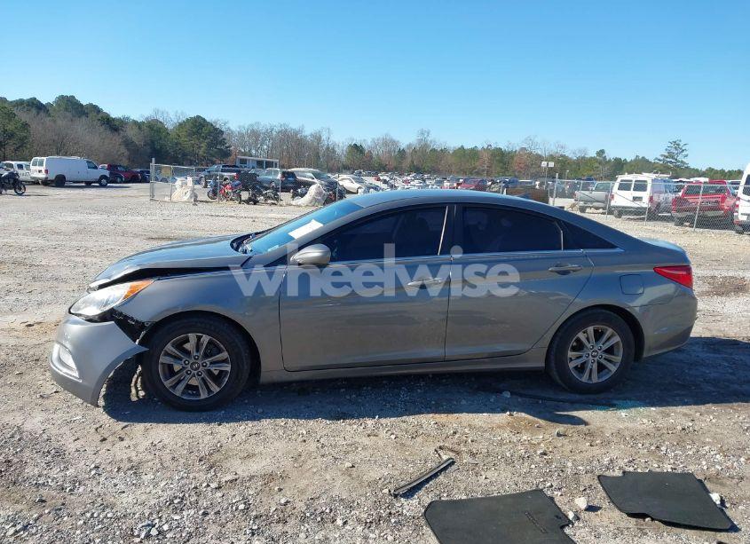 Photo 14 of 2013 Hyundai Sonata GLS (VIN 5NPEB4AC8DH730456)