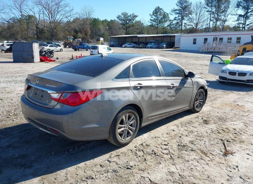 Photo 4 of 2013 Hyundai Sonata GLS (VIN 5NPEB4AC8DH730456)