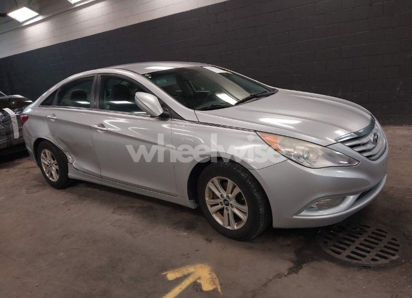 2013 Hyundai Sonata GLS (VIN 5NPEB4AC8DH737973) main photo