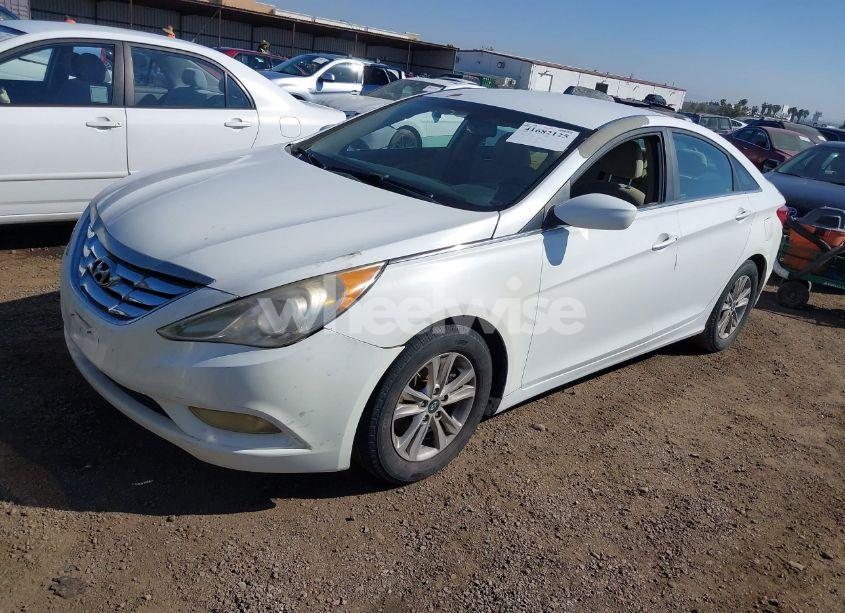 Photo 2 of 2013 Hyundai Sonata GLS (VIN 5NPEB4AC8DH748813)