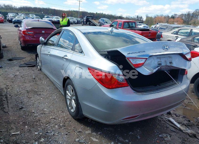 Photo 3 of 2013 Hyundai Sonata GLS (VIN 5NPEB4AC8DH751646)