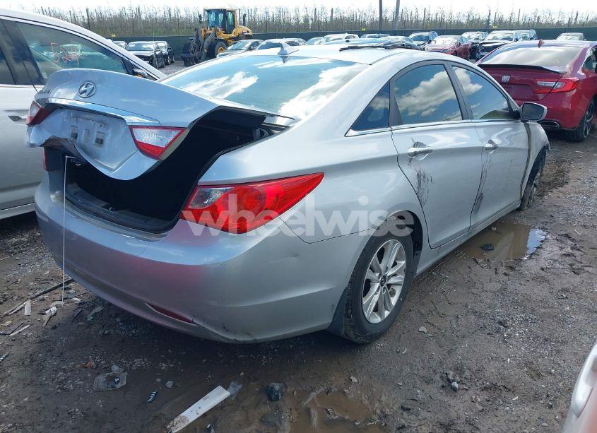 Photo 4 of 2013 Hyundai Sonata GLS (VIN 5NPEB4AC8DH751646)