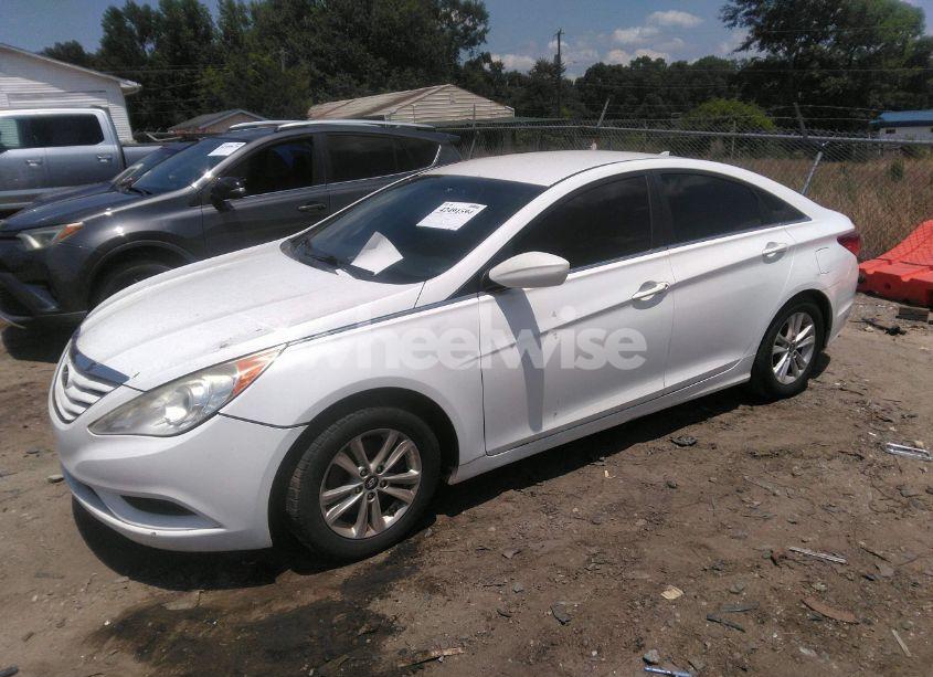 Photo 2 of 2013 Hyundai Sonata GLS (VIN 5NPEB4AC8DH782105)