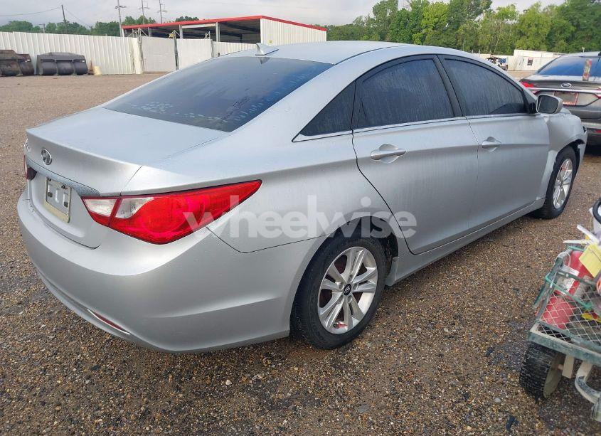 Photo 4 of 2013 Hyundai Sonata GLS (VIN 5NPEB4AC8DH803924)