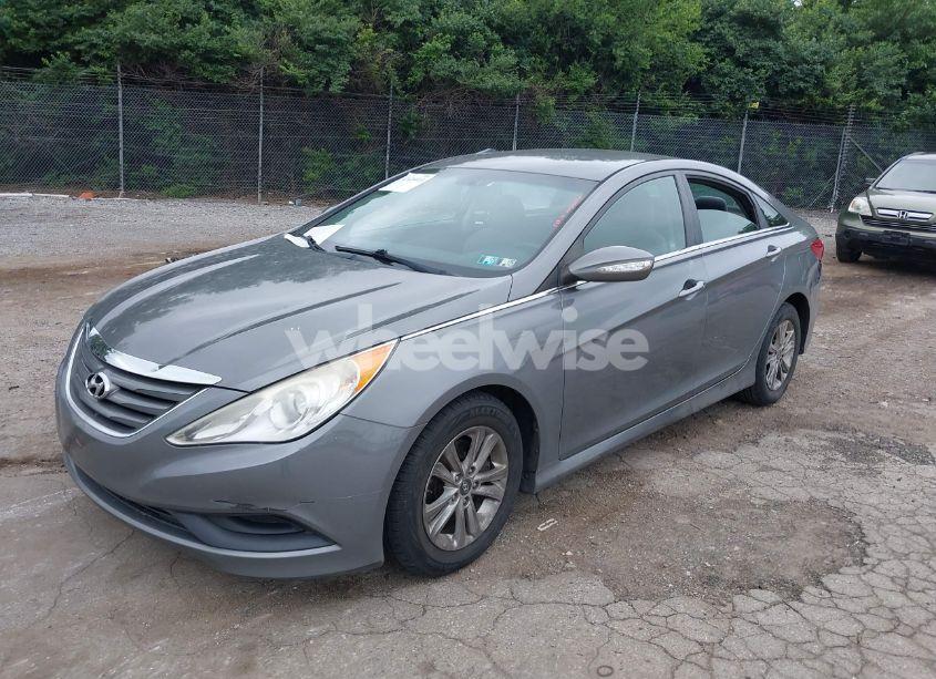 Photo 2 of 2014 Hyundai Sonata GLS (VIN 5NPEB4AC8EH916550)