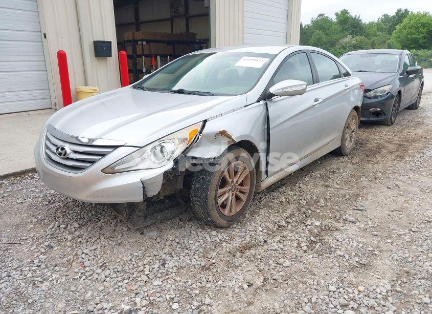 Photo 2 of 2014 Hyundai Sonata GLS (VIN 5NPEB4AC8EH932182)