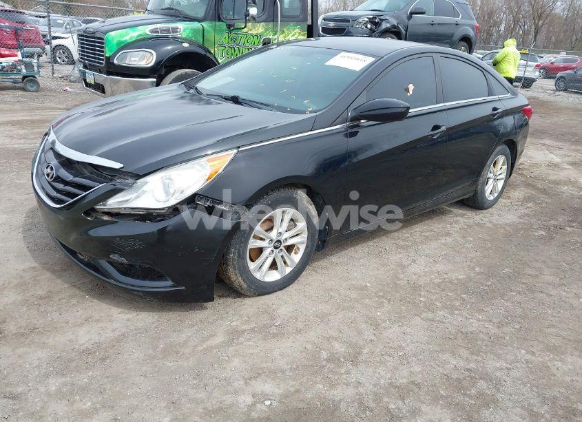 Photo 2 of 2011 Hyundai Sonata GLS (VIN 5NPEB4AC9BH022066)