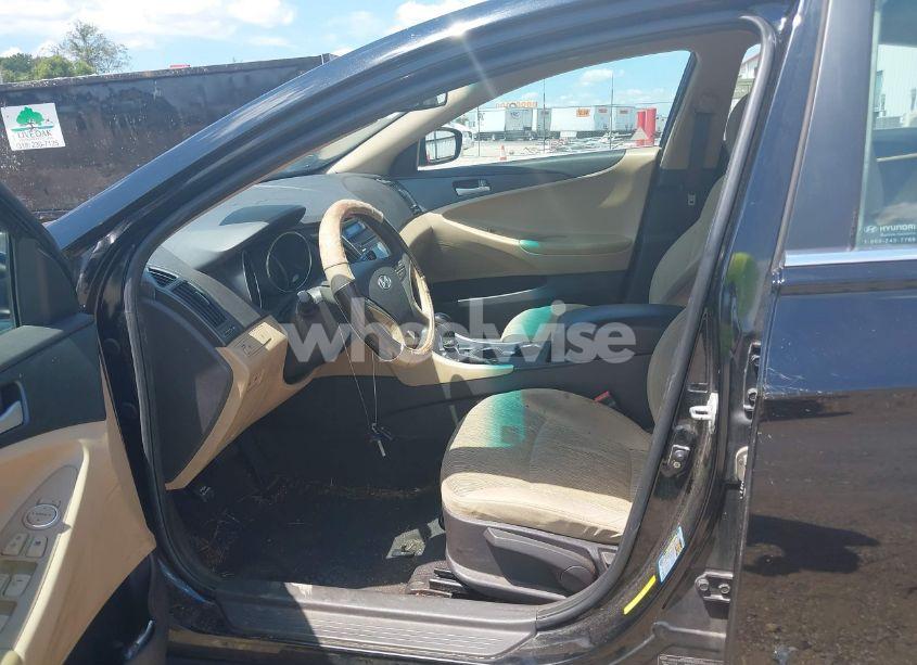 Photo 13 of 2011 Hyundai Sonata GLS (VIN 5NPEB4AC9BH039420)