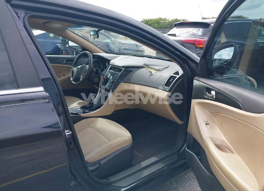 Photo 5 of 2011 Hyundai Sonata GLS (VIN 5NPEB4AC9BH094899)