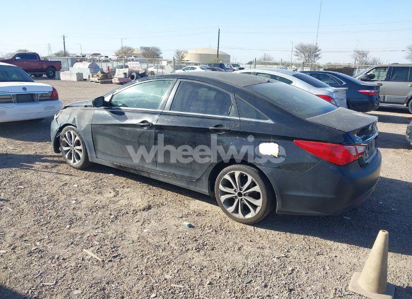 Photo 3 of 2011 Hyundai Sonata GLS (VIN 5NPEB4AC9BH109353)