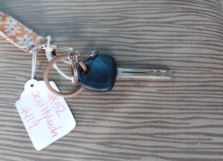 Photo 11 of 2011 Hyundai Sonata GLS (VIN 5NPEB4AC9BH129506)