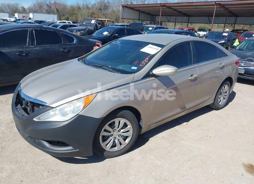 Photo 2 of 2011 Hyundai Sonata GLS (VIN 5NPEB4AC9BH233333)