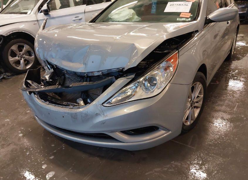 Photo 6 of 2011 Hyundai Sonata GLS (VIN 5NPEB4AC9BH234353)