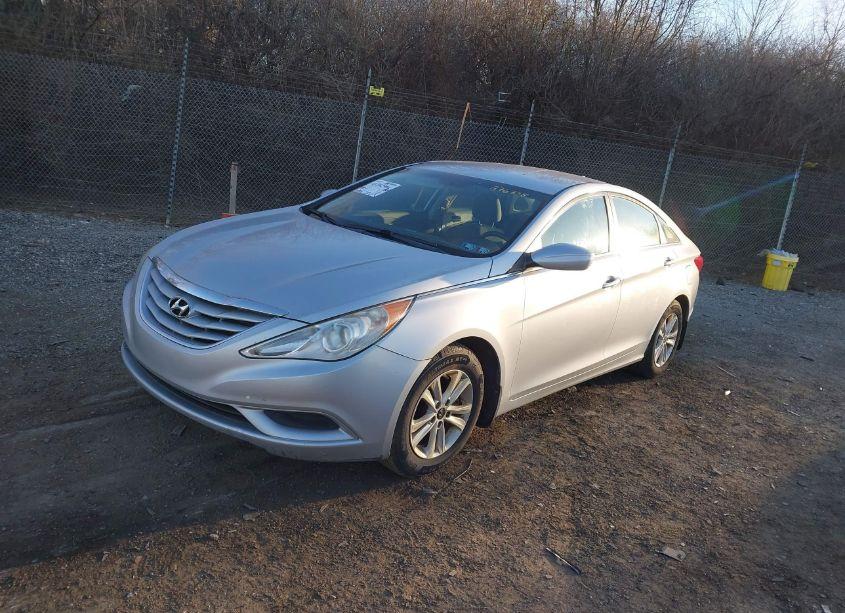 Photo 2 of 2011 Hyundai Sonata GLS (VIN 5NPEB4AC9BH276358)