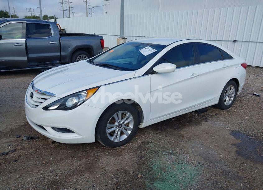 Photo 2 of 2012 Hyundai Sonata GLS (VIN 5NPEB4AC9CH420041)