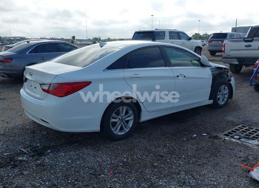 Photo 4 of 2012 Hyundai Sonata GLS (VIN 5NPEB4AC9CH420041)