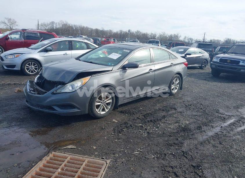 Photo 2 of 2012 Hyundai Sonata GLS (VIN 5NPEB4AC9CH427877)