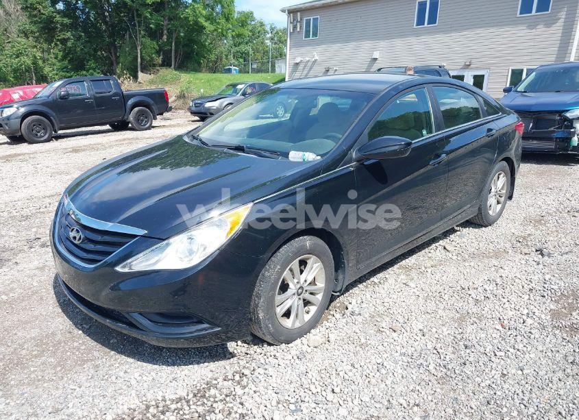 Photo 2 of 2012 Hyundai Sonata GLS (VIN 5NPEB4AC9CH430925)