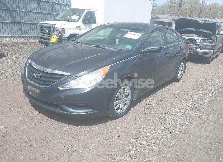 Photo 2 of 2012 Hyundai Sonata GLS (VIN 5NPEB4AC9CH441679)