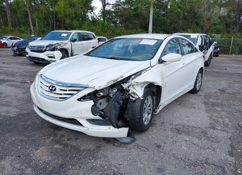 Photo 2 of 2012 Hyundai Sonata GLS (VIN 5NPEB4AC9CH445568)