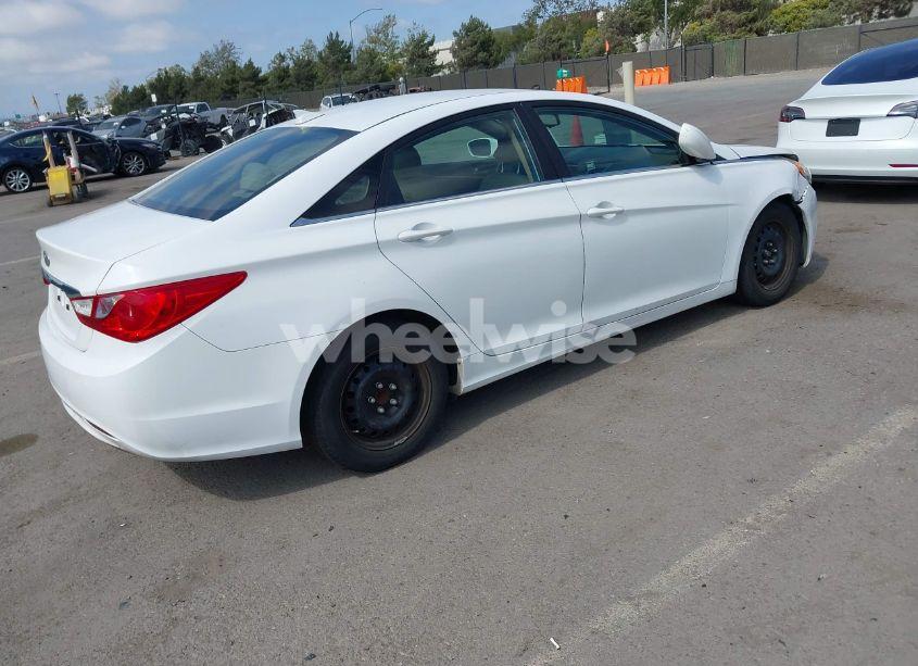 Photo 4 of 2012 Hyundai Sonata GLS (VIN 5NPEB4AC9CH463200)