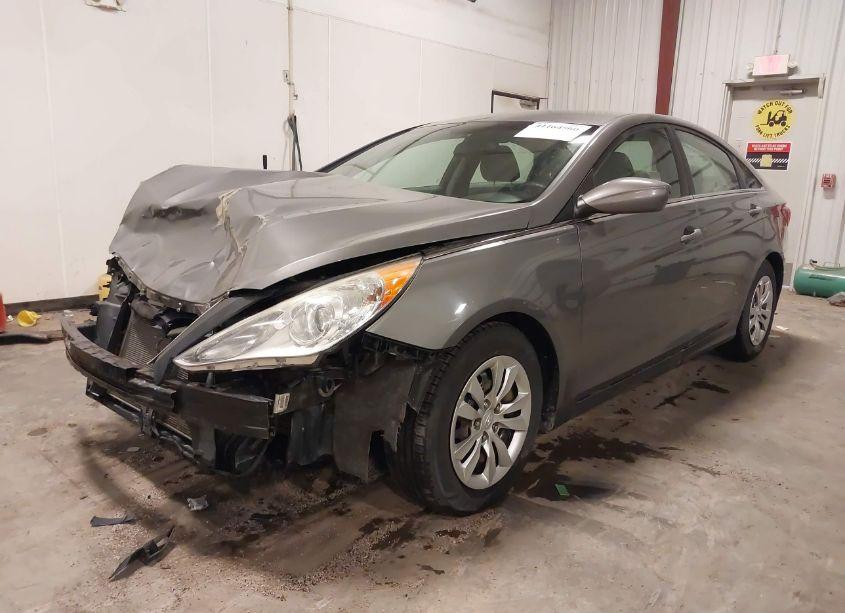 Photo 2 of 2012 Hyundai Sonata GLS (VIN 5NPEB4AC9CH486850)