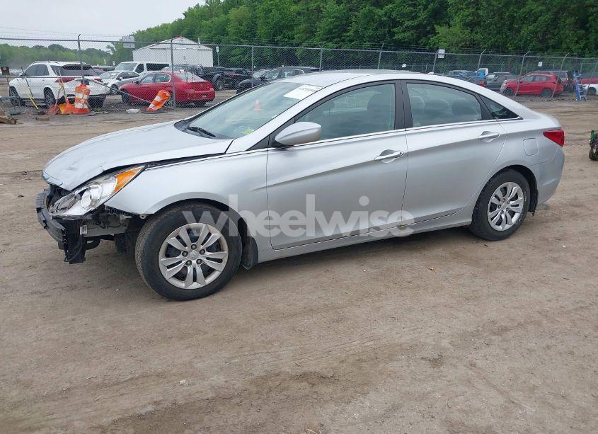 Photo 2 of 2012 Hyundai Sonata GLS (VIN 5NPEB4AC9CH502593)