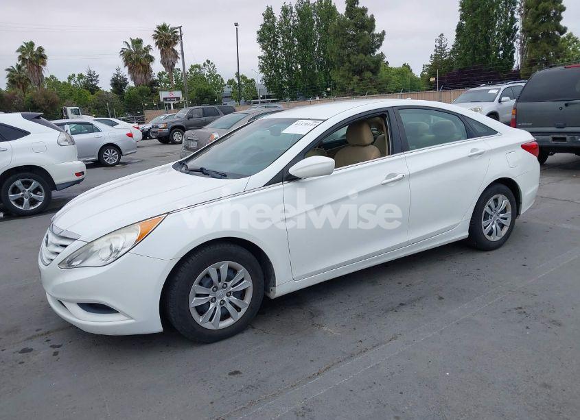 Photo 2 of 2013 Hyundai Sonata GLS (VIN 5NPEB4AC9DH518780)