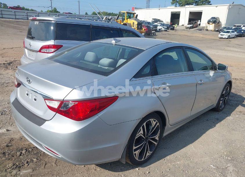 Photo 4 of 2013 Hyundai Sonata GLS (VIN 5NPEB4AC9DH530637)