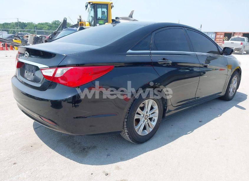Photo 4 of 2013 Hyundai Sonata GLS (VIN 5NPEB4AC9DH531707)
