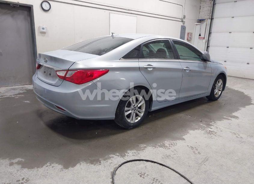 Photo 4 of 2013 Hyundai Sonata GLS (VIN 5NPEB4AC9DH532761)
