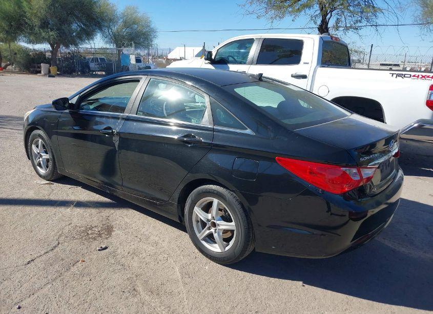 Photo 3 of 2013 Hyundai Sonata GLS (VIN 5NPEB4AC9DH545915)