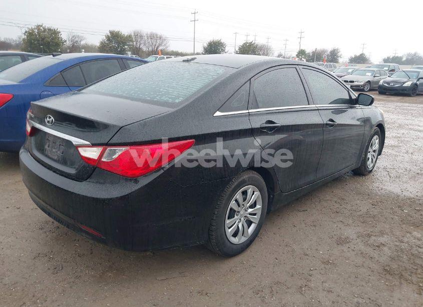 Photo 4 of 2013 Hyundai Sonata GLS (VIN 5NPEB4AC9DH559586)