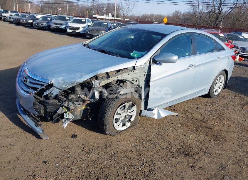 Photo 2 of 2013 Hyundai Sonata GLS (VIN 5NPEB4AC9DH560043)