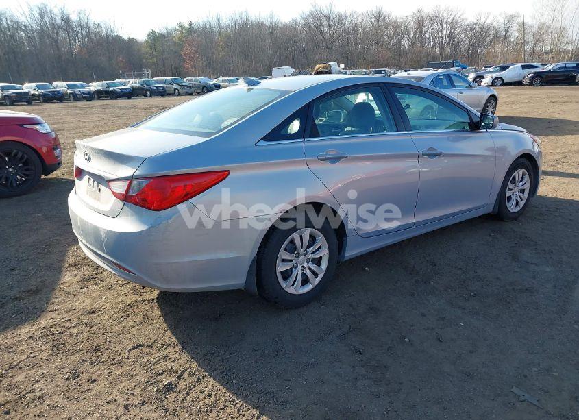 Photo 4 of 2013 Hyundai Sonata GLS (VIN 5NPEB4AC9DH560043)