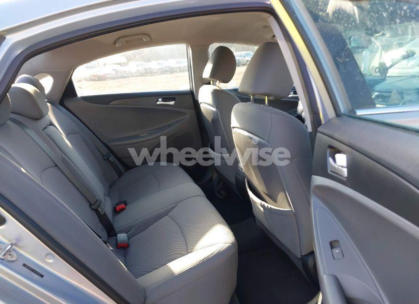 Photo 8 of 2013 Hyundai Sonata GLS (VIN 5NPEB4AC9DH560043)